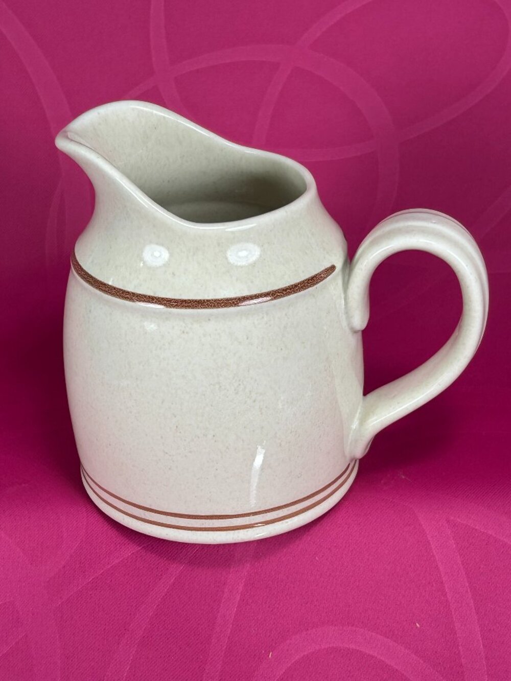 Royal Doulton UK LS1036 Nutmeg Lambethware creamer